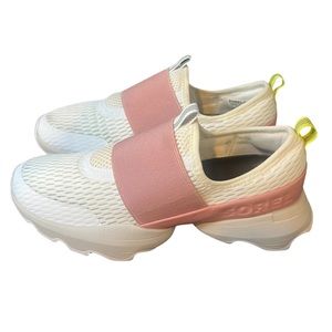 SOREL Kinetic Impact Strap Sneakers (For Women) Size 7.5 Color: WHITE, MOONSTONE